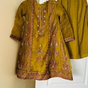 Pakistani like new girl dress use one time size 9/10